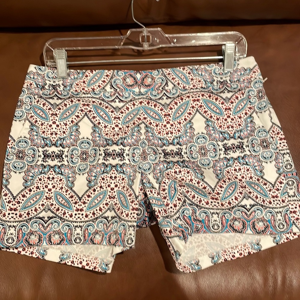Express size 4 Shorts with side Zipper
